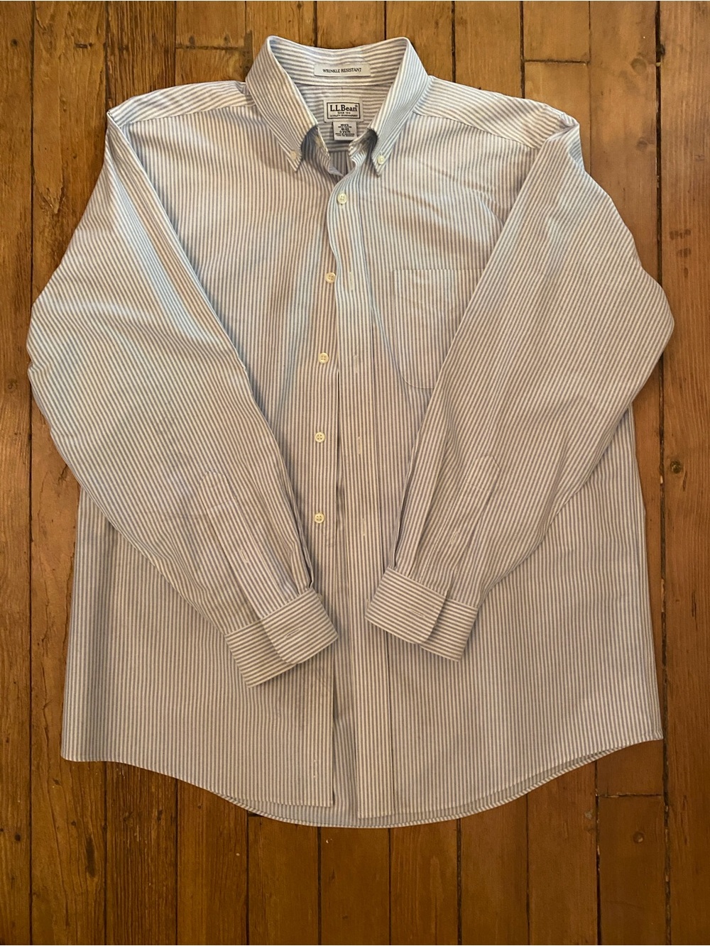 L.L. Bean Men's Blue Stripe Button-Down Dress Shirt 16/33